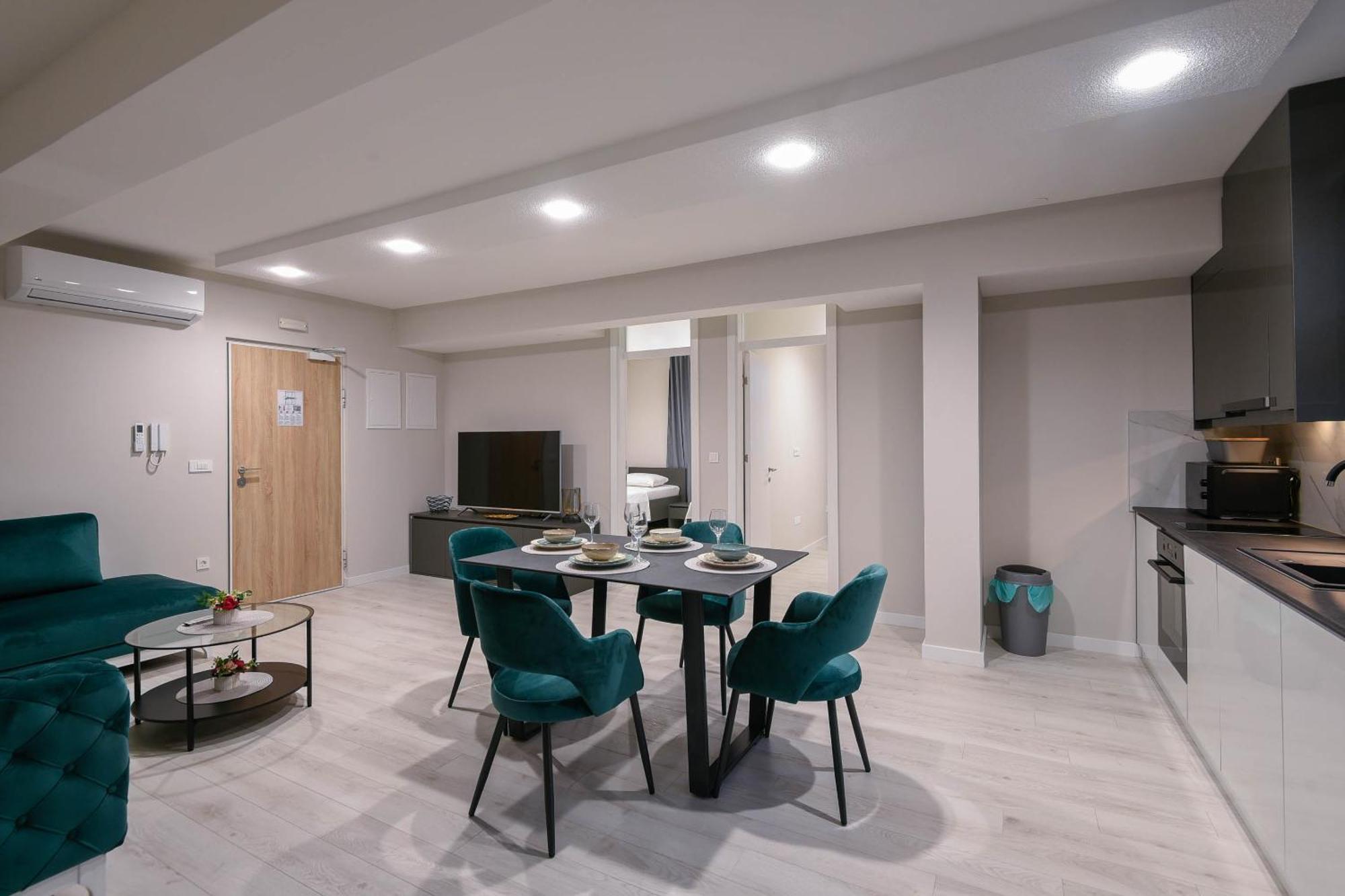 Sunny Day Luxury Holiday Apartments أوروبيتش المظهر الخارجي الصورة